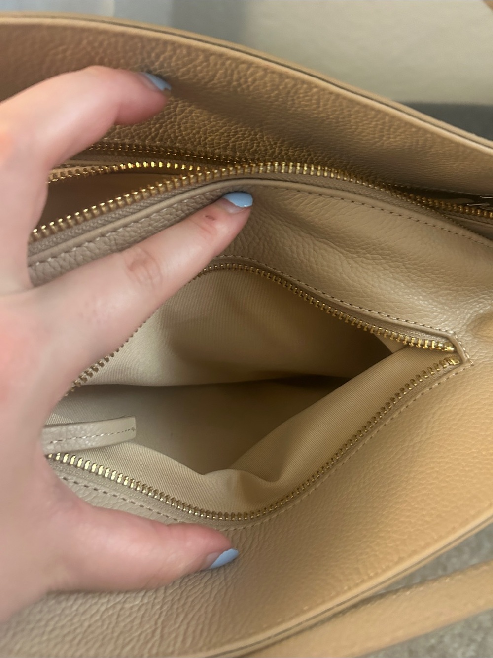 C&C California Beige Leather Crossbody Tote - Picture 5 of 8